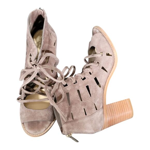 Vince Camuto Tressa Lace Up Bootie Gladiator‎ Block Heel Taupe Suede Women's 7M - Picture 3 of 13